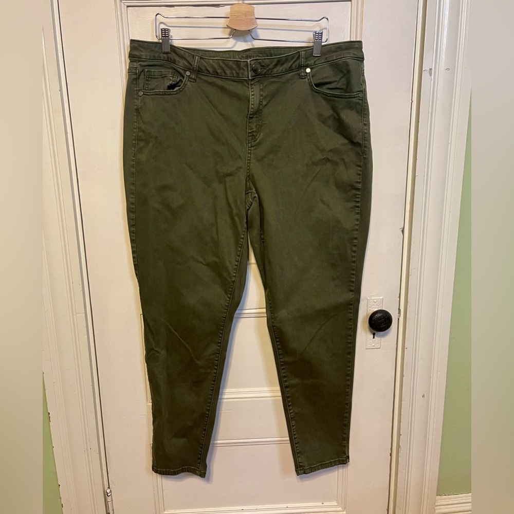Lane Bryant Size 20 Mid Rise Super Stretch Skinny Jeans Sage Green
